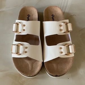 Qupid White Sandals - size 6